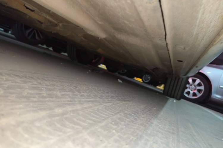 Used Volkswagen Bora 2014 1.4TSI Automatic Sportline Chassis Front Left