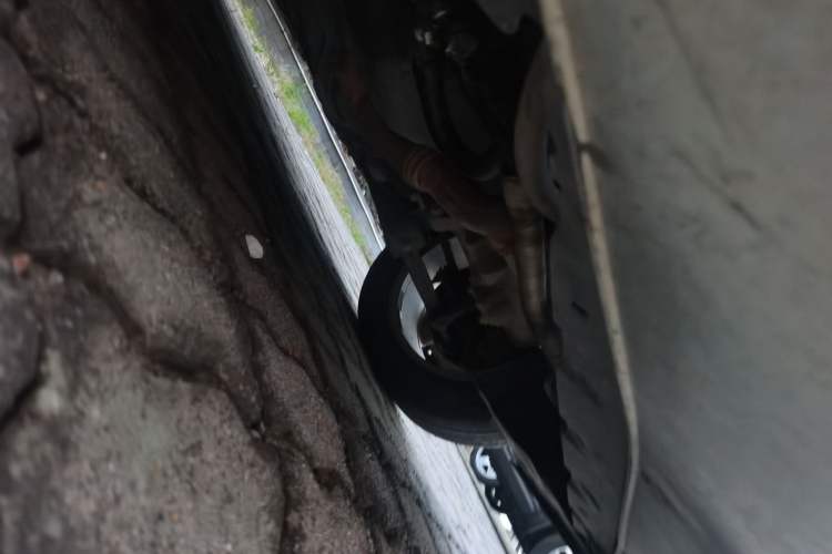 Used Volkswagen Bora 2014 1.6L Manual Comfort Model Chassis Front
