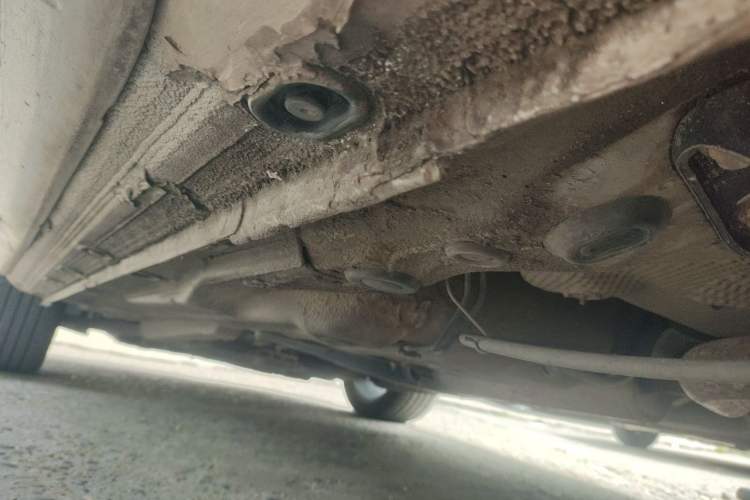 Used Volkswagen Bora 2014 1.4TSI Automatic Sportline Chassis Rear Left
