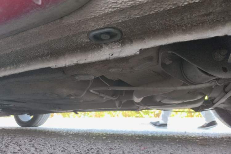 Used Volkswagen Bora 2014 1.4TSI Automatic Sportline Chassis Rear Left