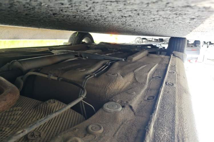 Used Volkswagen Bora 2014 1.6L Manual Comfort Model Chassis Rear Left