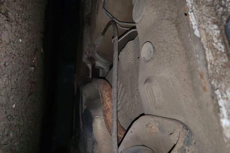 Used Volkswagen Bora 2014 1.6L Automatic Luxury Model Chassis Rear Left