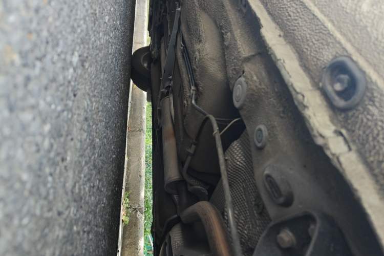 Used Volkswagen Bora 2014 1.6L Automatic Fashion Model Chassis Rear Left