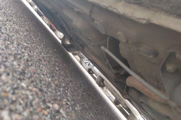 Used Volkswagen Bora 2014 1.6L Automatic Comfort Model Chassis Rear Left