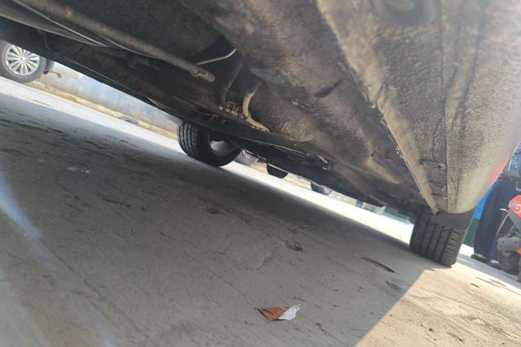 Used Volkswagen Bora 2014 1.6L Manual Comfort Model Chassis Rear Right