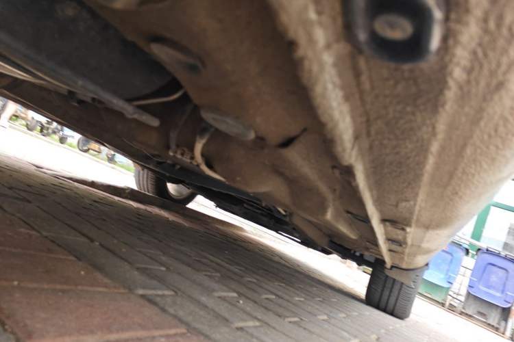 Used Volkswagen Bora 2014 1.6L Automatic Comfort Model Chassis Rear Right