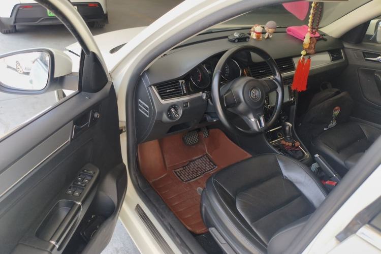 Used Volkswagen Bora 2014 1.6L Automatic Comfort Model Driver Seat