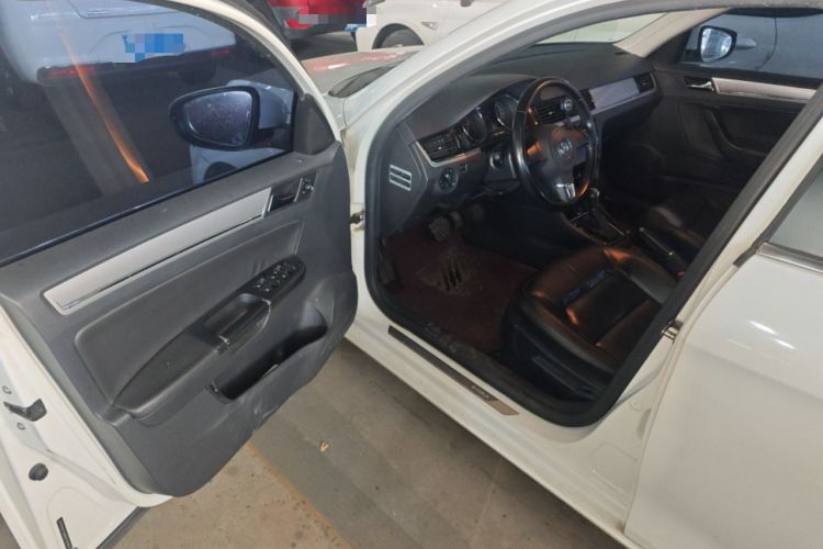 Used Volkswagen Bora 2014 1.6L Automatic Comfort Model Driver Seat