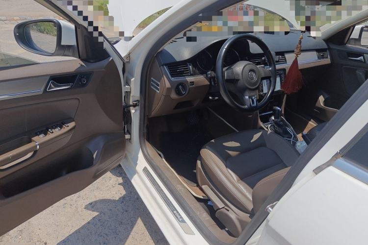 Used Volkswagen Bora 2014 1.6L Automatic Comfort Model Driver Seat
