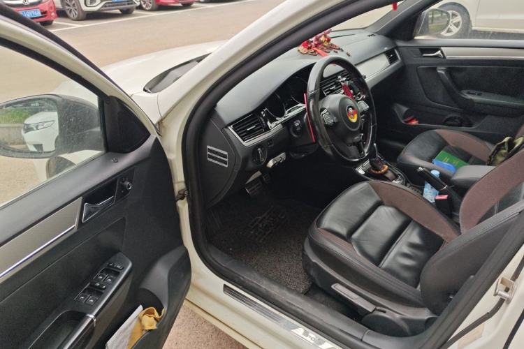 Used Volkswagen Bora 2014 1.4TSI Automatic Sportline Driver Seat