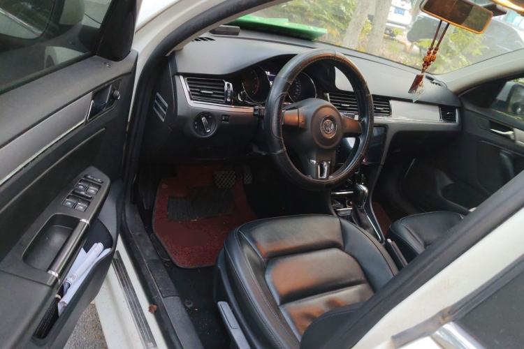 Used Volkswagen Bora 2014 1.6L Automatic Comfort Model Driver Seat