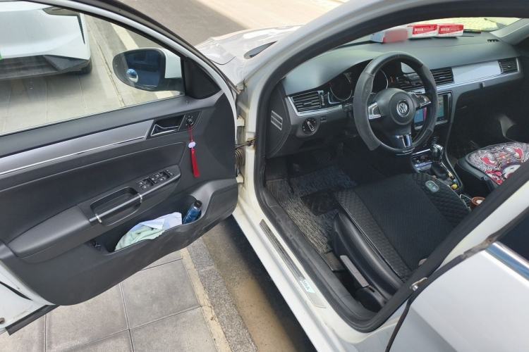 Used Volkswagen Bora 2014 1.6L Automatic Comfort Model Driver Seat