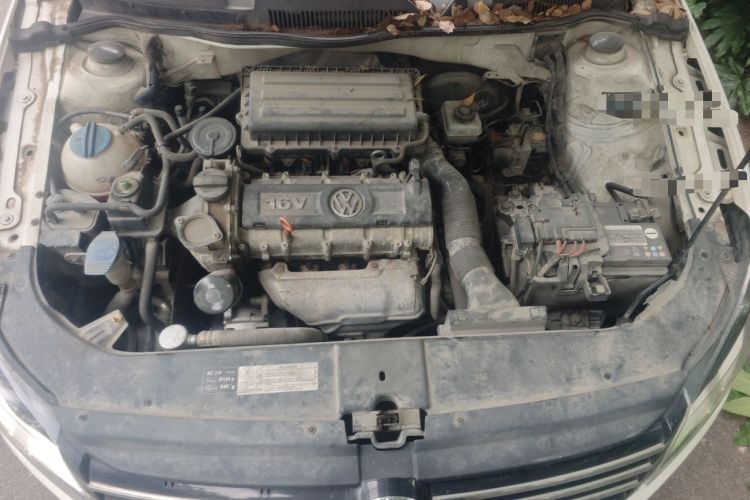 Used Volkswagen Bora 2014 1.6L Manual Comfort Model Engine Bay