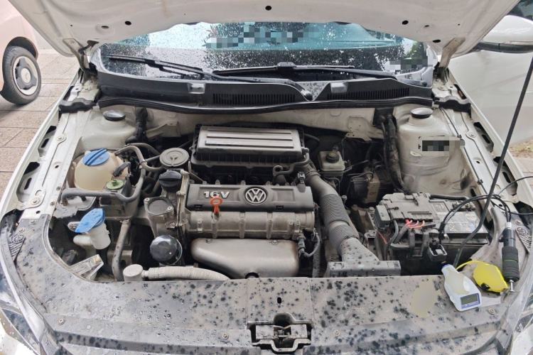 Used Volkswagen Bora 2014 1.6L Automatic Luxury Model Engine Bay