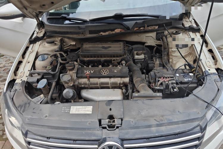 Used Volkswagen Bora 2014 1.6L Automatic Comfort Model Engine Bay