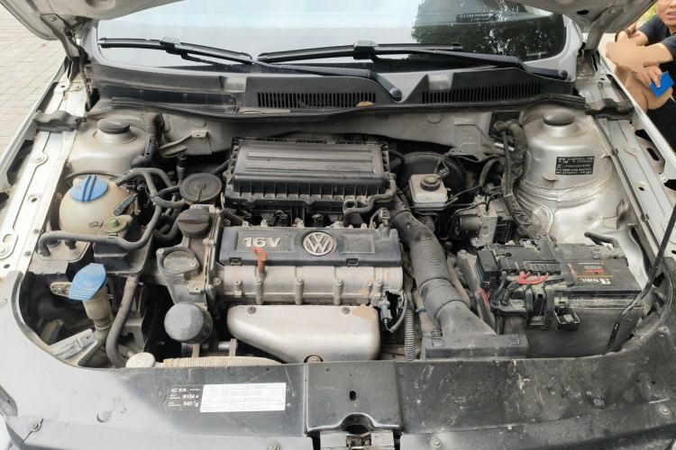 Used Volkswagen Bora 2014 1.6L Automatic Comfort Model Engine Bay