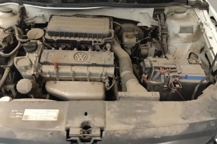 Used Volkswagen Bora 2014 1.6L Automatic Comfort Model Engine Bay
