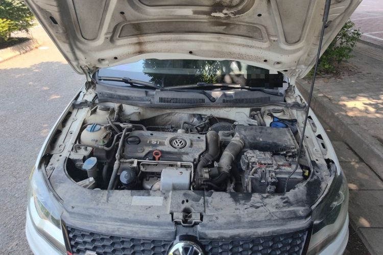 Used Volkswagen Bora 2014 1.4TSI Automatic Sportline Engine Bay