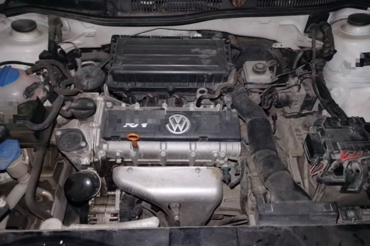 Used Volkswagen Bora 2014 1.6L Automatic Comfort Model Engine Bay