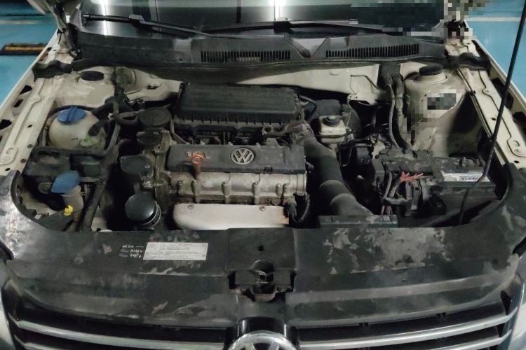Used Volkswagen Bora 2014 1.6L Automatic Comfort Model Engine Bay