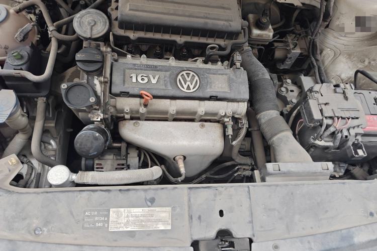 Used Volkswagen Bora 2014 1.6L Manual Comfort Model Engine Bay