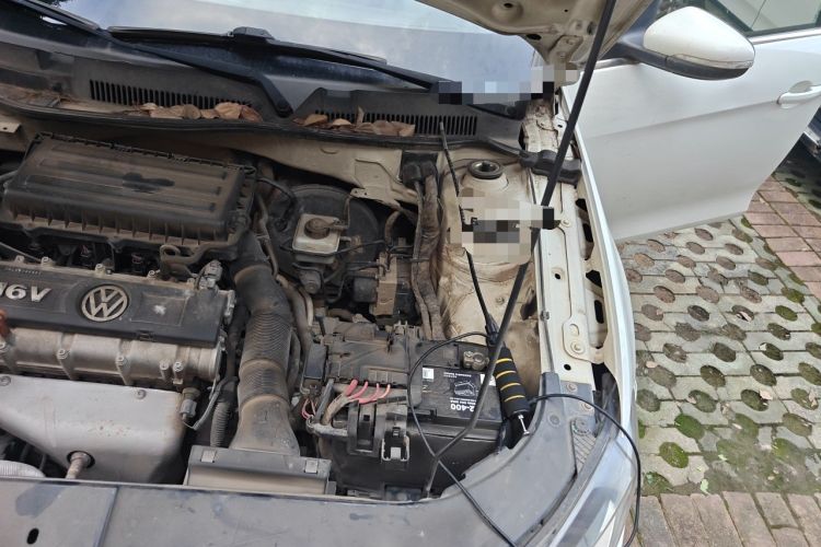 Used Volkswagen Bora 2014 1.6L Automatic Comfort Model Engine Bay Left