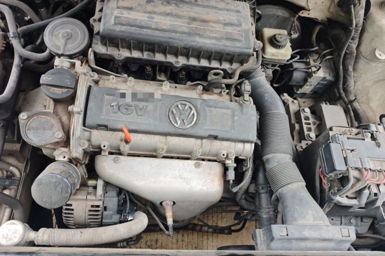 Used Volkswagen Bora 2014 1.6L Automatic Comfort Model Engine Bay Left