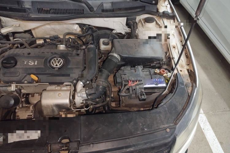 Used Volkswagen Bora 2014 1.4TSI Automatic Sportline Engine Bay Left