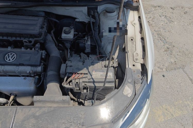 Used Volkswagen Bora 2014 1.6L Automatic Comfort Model Engine Bay Left