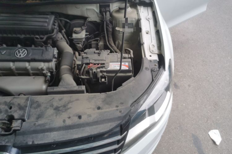 Used Volkswagen Bora 2014 1.6L Automatic Comfort Model Engine Bay Left