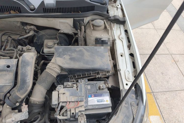 Used Volkswagen Bora 2014 1.4TSI Automatic Sportline Engine Bay Left