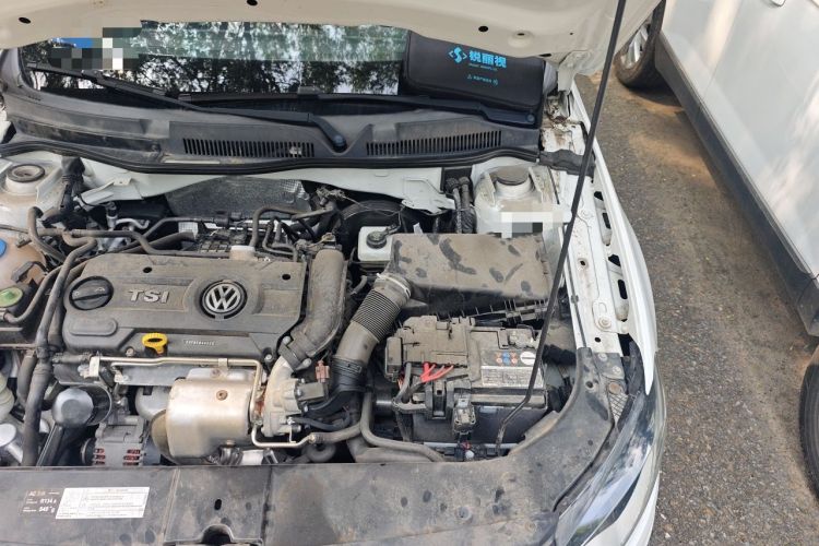 Used Volkswagen Bora 2014 1.4TSI Automatic Sportline Engine Bay Left