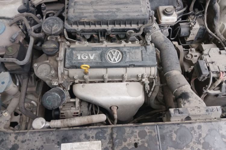 Used Volkswagen Bora 2014 1.6L Manual Fashion Edition Engine Bay