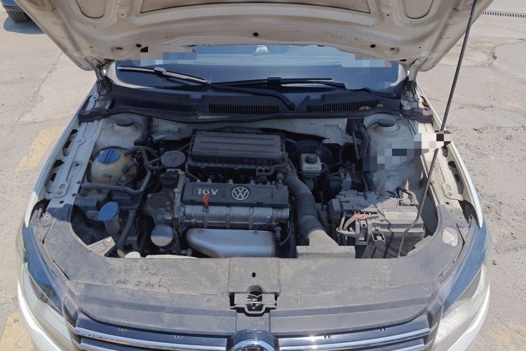 Used Volkswagen Bora 2014 1.6L Automatic Comfort Model Engine Bay