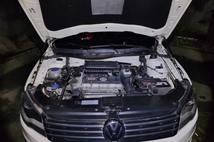 Used Volkswagen Bora 2014 1.6L Automatic Luxury Model Engine Bay