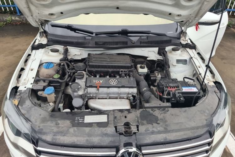 Used Volkswagen Bora 2014 1.6L Automatic Comfort Model Engine Bay