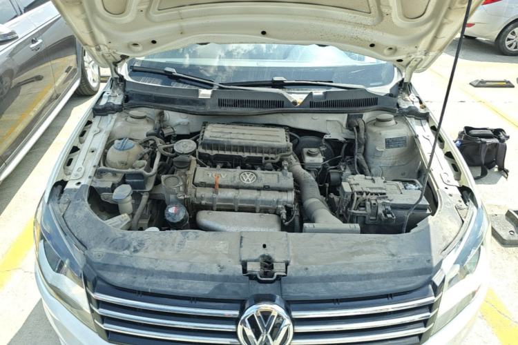 Used Volkswagen Bora 2014 1.6L Automatic Comfort Model Engine Bay