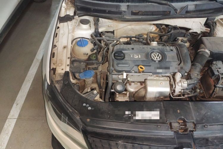 Used Volkswagen Bora 2014 1.4TSI Automatic Sportline Engine Bay Right