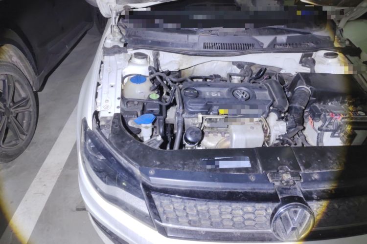 Used Volkswagen Bora 2014 1.4TSI Manual Sportline Engine Bay Right