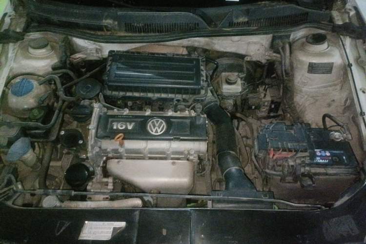 Used Volkswagen Bora 2014 1.6L Automatic Comfort Model Engine Bay