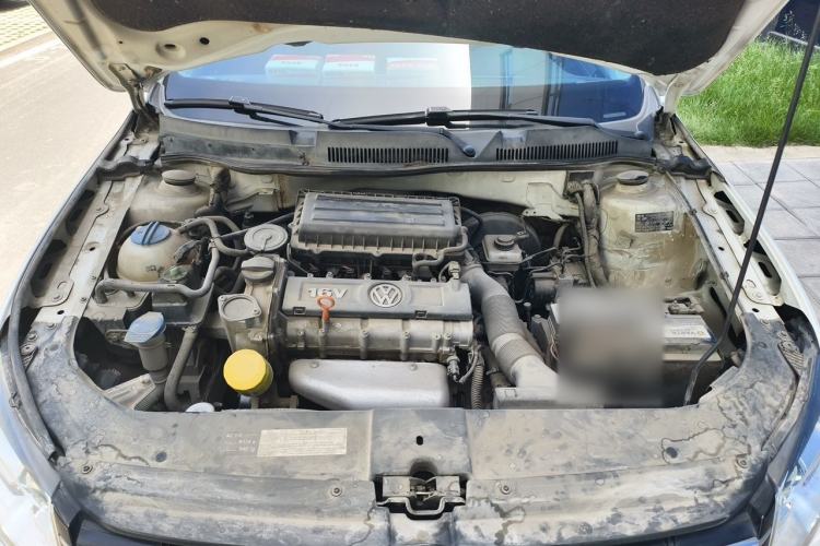 Used Volkswagen Bora 2014 1.6L Automatic Comfort Model Engine Bay