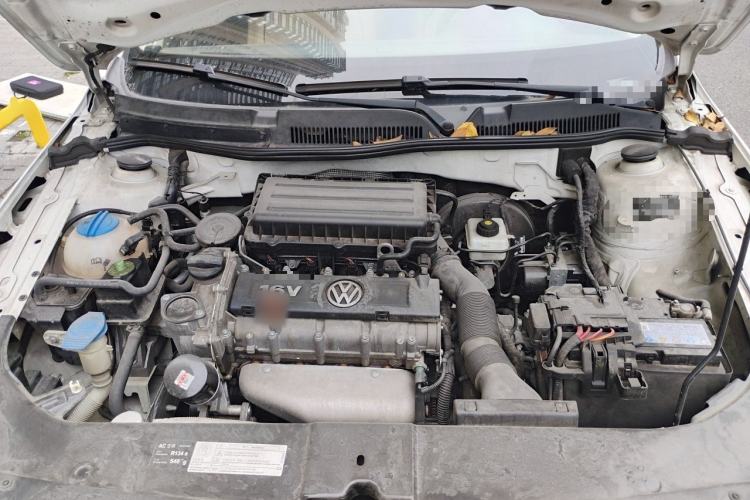Used Volkswagen Bora 2014 1.6L Automatic Comfort Model Engine Bay