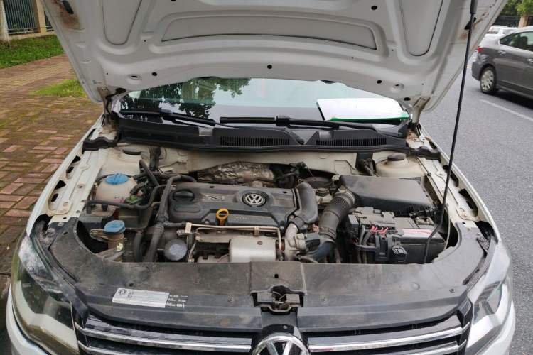 Used Volkswagen Bora 2014 1.4TSI Automatic Comfort Model Engine Bay