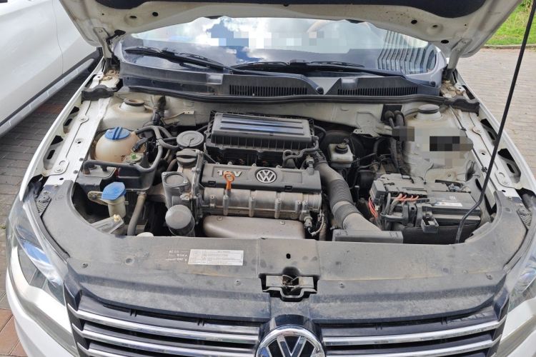 Used Volkswagen Bora 2014 1.6L Automatic Comfort Model Engine Bay