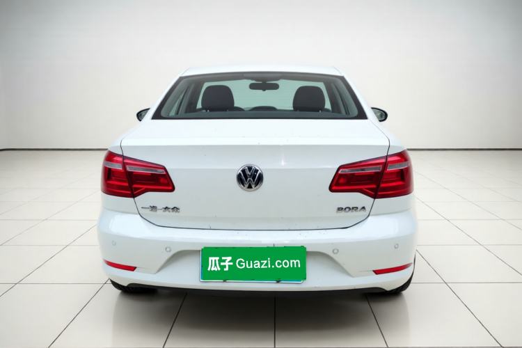 Used Volkswagen Bora 2014 1.6L Manual Comfort Model Exterior 4