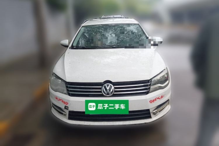 Used Volkswagen Bora 2014 1.6L Manual Fashion Edition Front