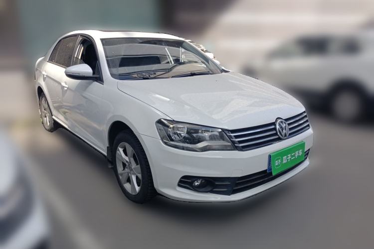 Used Volkswagen Bora 2014 1.6L Manual Comfort Model Front Right 45 Deg