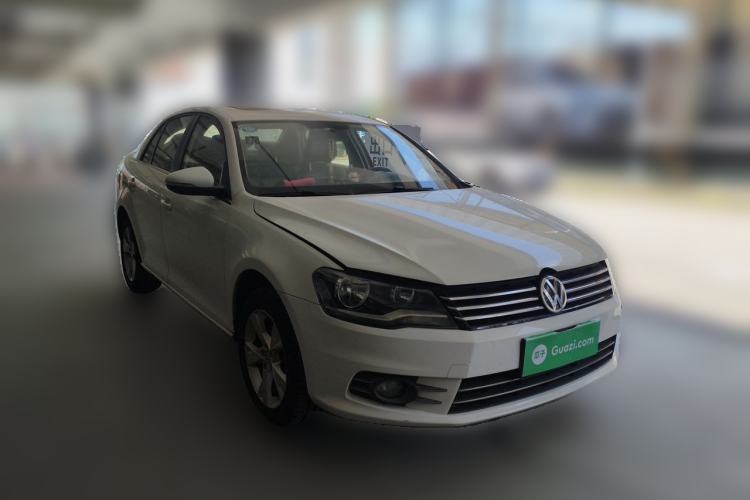 Used Volkswagen Bora 2014 1.6L Automatic Comfort Model Front Right 45 Deg