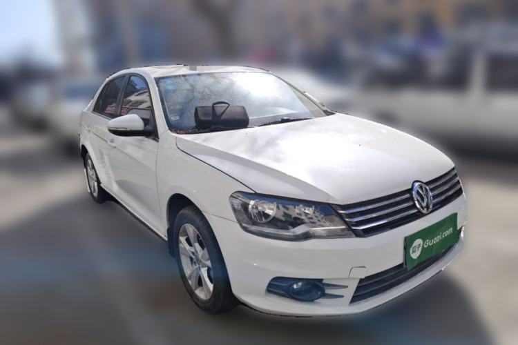 Used Volkswagen Bora 2014 1.6L Manual Comfort Model Front Right 45 Deg