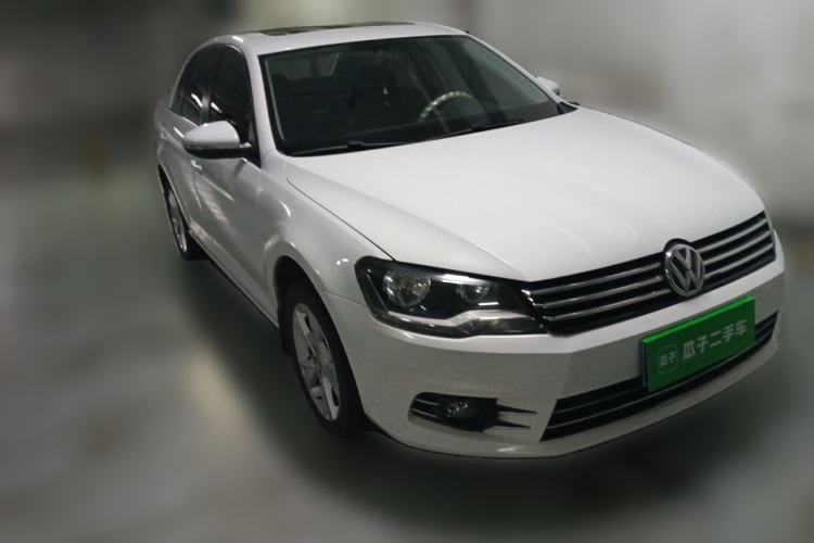Used Volkswagen Bora 2014 1.6L Automatic Comfort Model Front Right 45 Deg